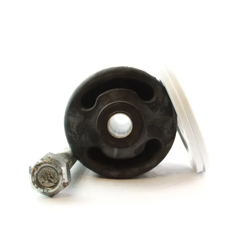 Buje trifuncional con tornillo de 1 18